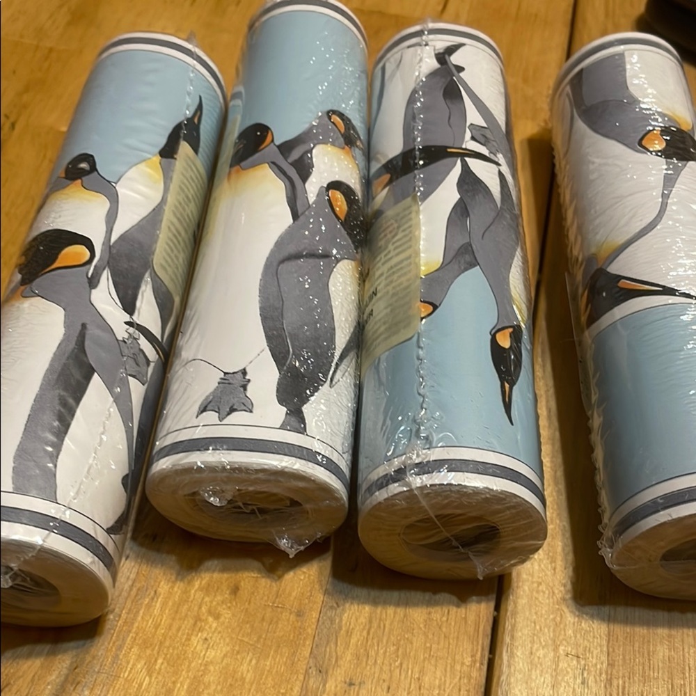 Vintage 2000s Penguin Children’s Bed Room Border
